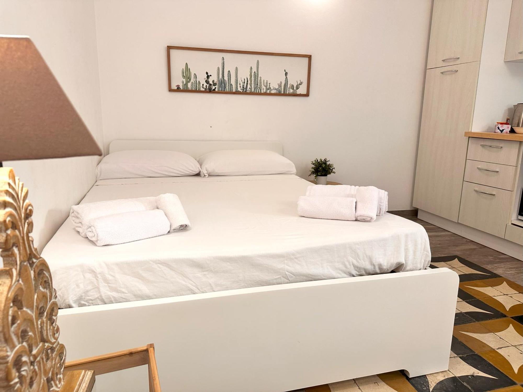 Alle Scalette Santa Teresa Cagliari Bagian luar foto