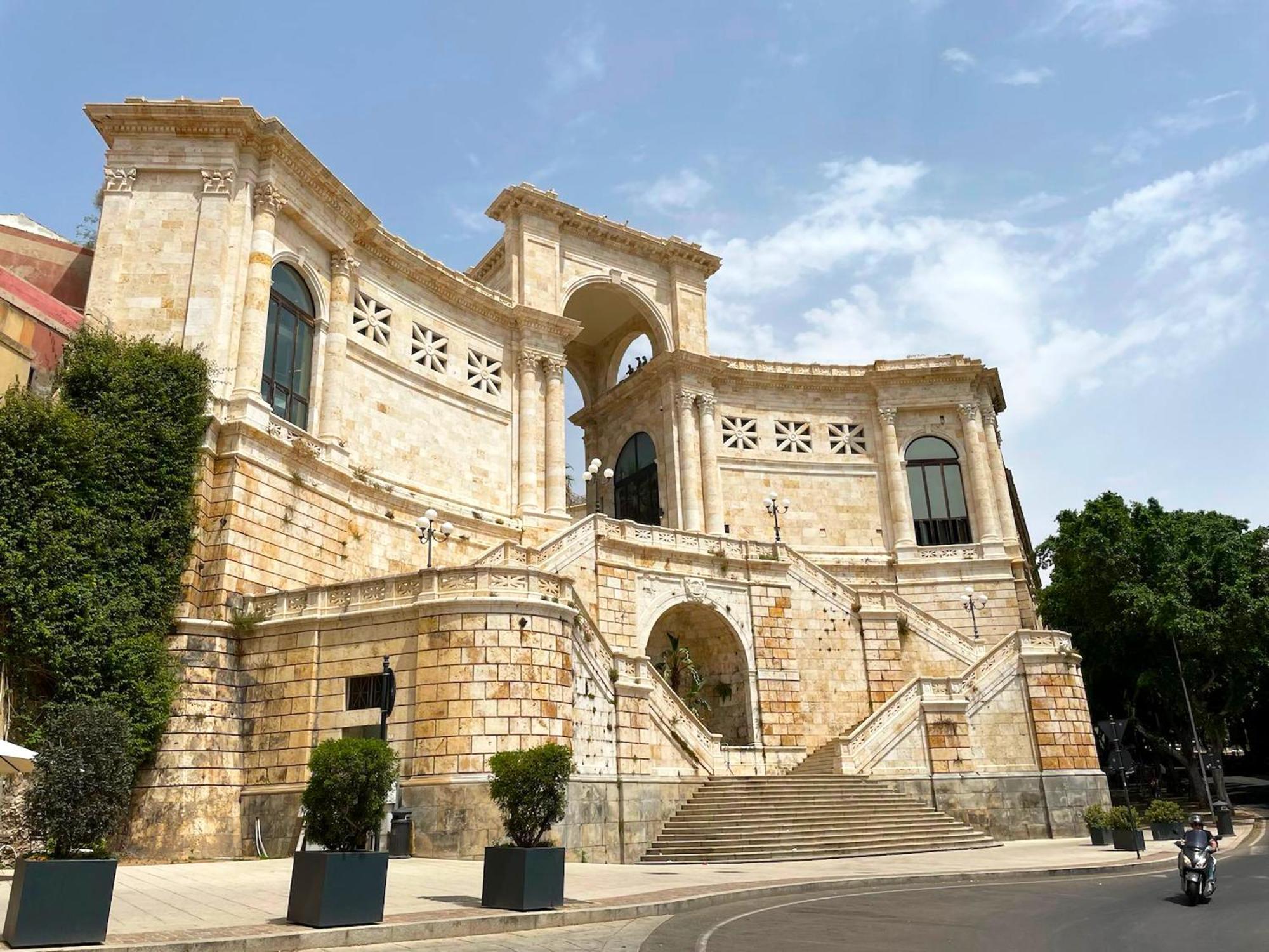 Alle Scalette Santa Teresa Cagliari Bagian luar foto